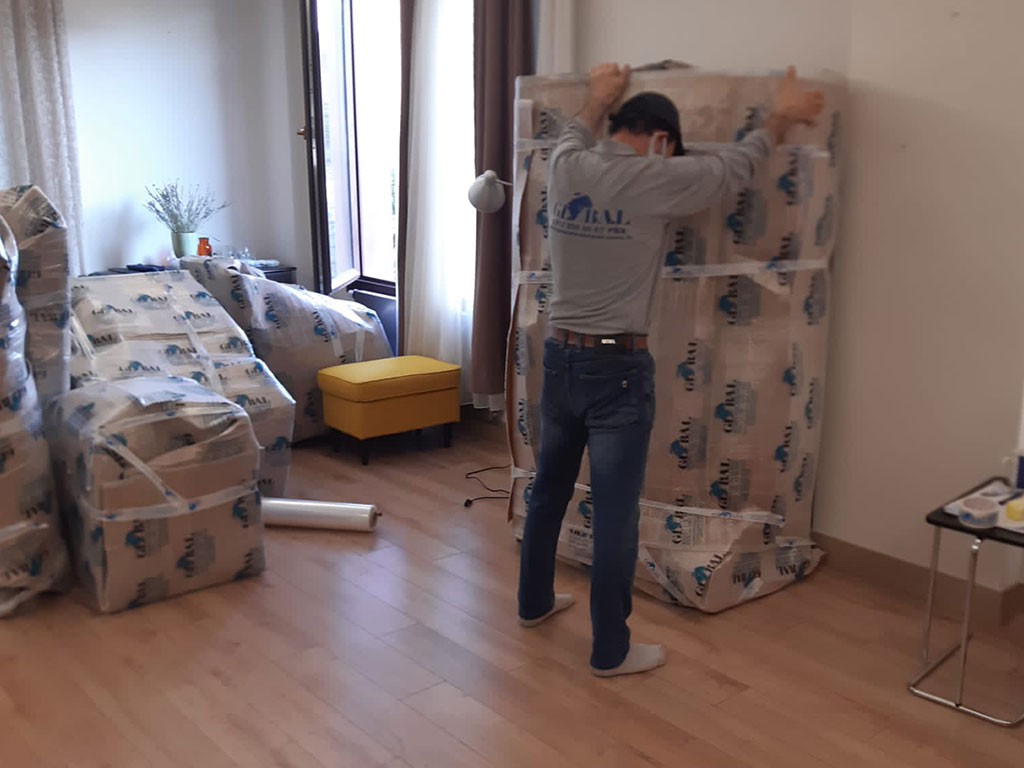 Profesyonel eşya paketleme